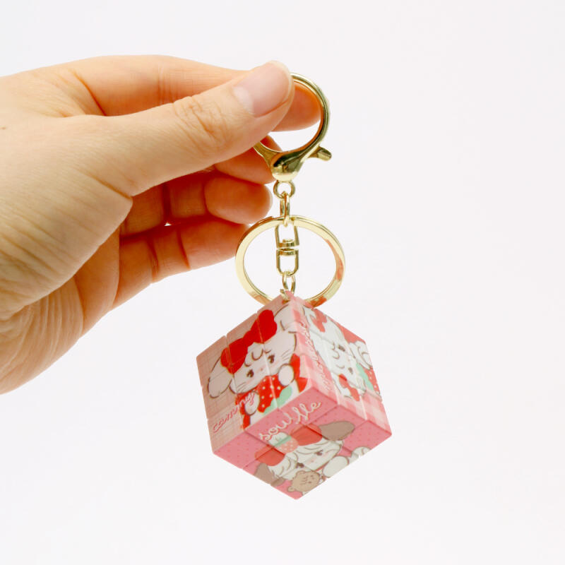 Miko Characters Mini Kub Nyckelring