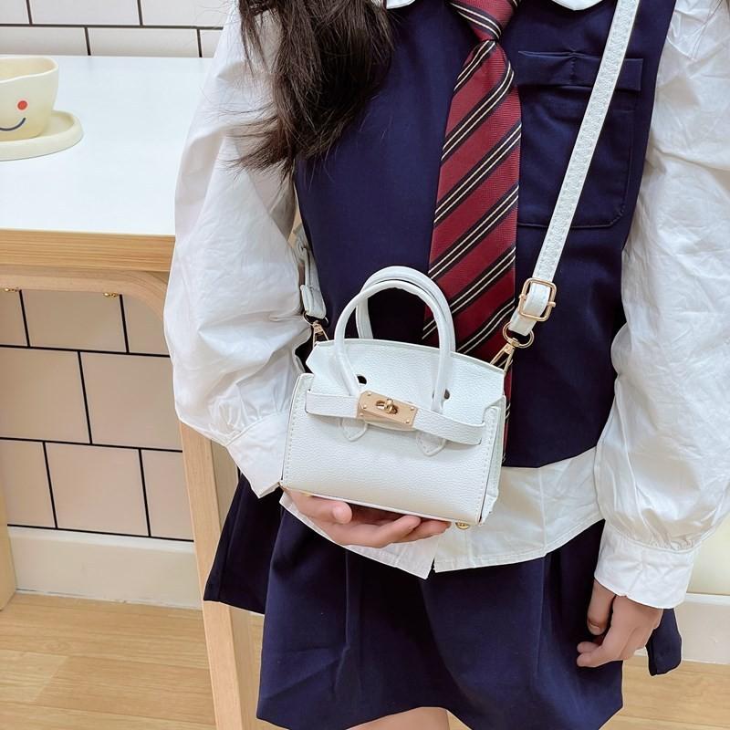 Kids Mini Purse With Pu Material And Cute Design For Daily Use