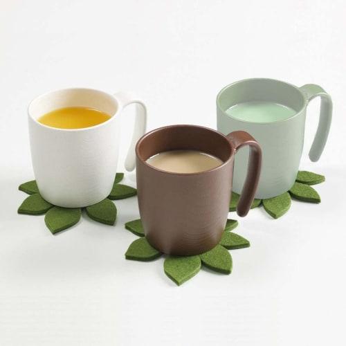Skater Easy to Hold Cup 290ml with Handle Wood Grain Green Plastic Handle Made of Biomass Raw Materials Microwave and Dishwasher Safe NMGS1HB-A