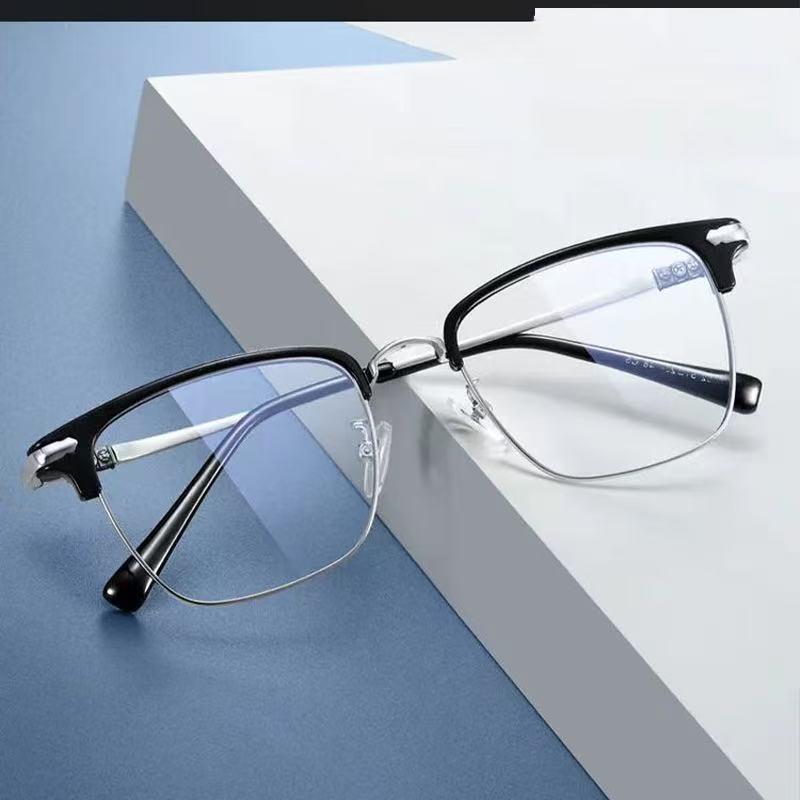 RK200 Ultra-Light Retro Myopia Glasses - Anti-Blue Light Black Frame for Men & Women