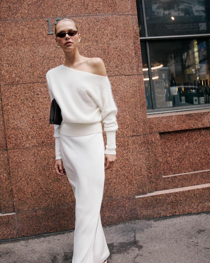 Women's Sexy Off-the-Shoulder Slimming Knit Sweater – Versatile Solid Color Cold Shoulder Top