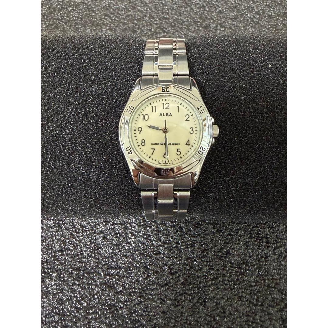 Used [Operating] Seiko Alba V501 10BAR wristwatch
