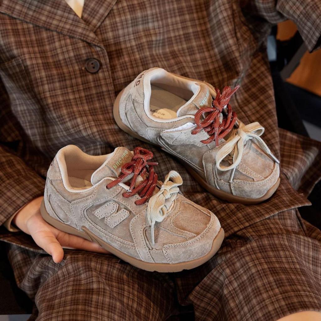 Children's 2025 Autumn/Winter Genuine Leather Leopard Print German Training Shoes: Boys' Versatile Style, Girls' Retro Student Sports Sneakers.