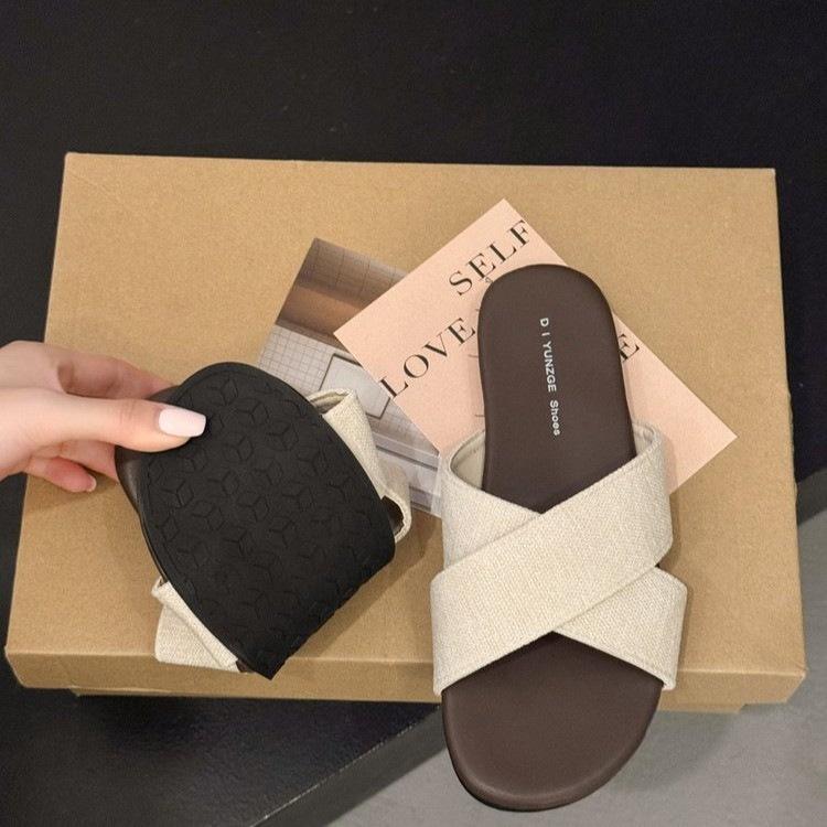 Korean version of simple flat-bottomed cool slippers women's summer new fashionable versatile outer wear light non-slip cross one-word drag