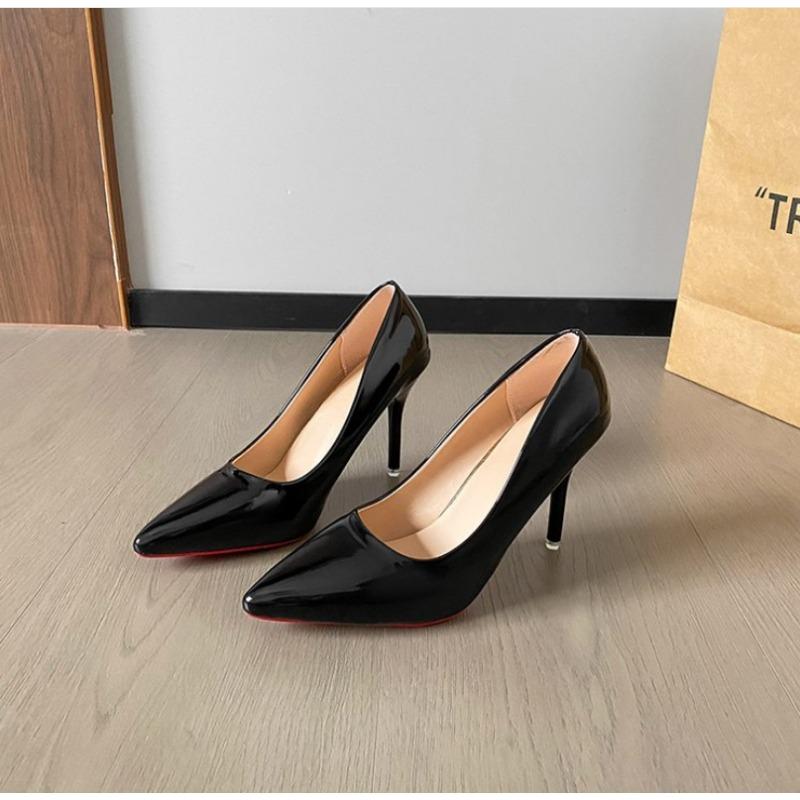 Fashion 2025White Black Sexy Stiletto   Classic  Pumps Party Wedding  Fashion Pointed Toe Red Sole Single Shoes