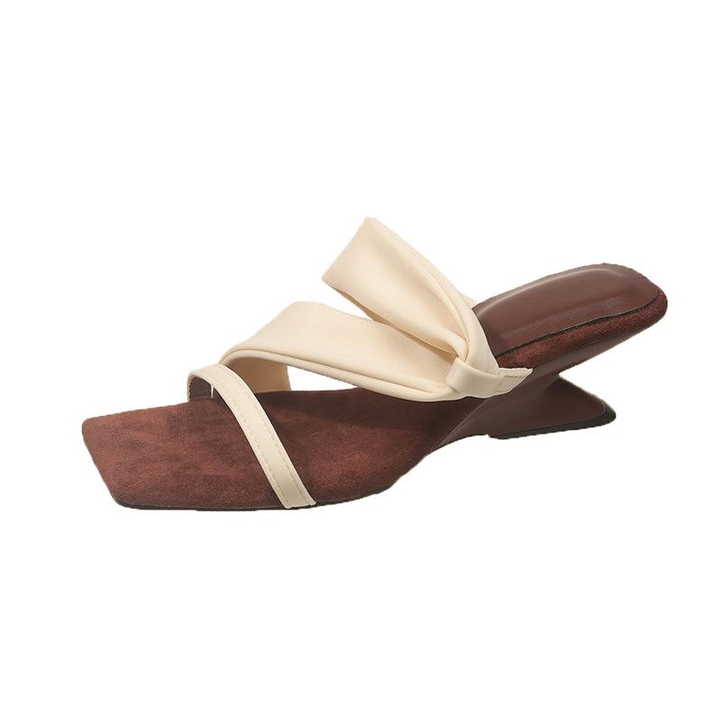 One-word Sandals French Pointed Niche Sandals Women's Shoes Wear Black Wedge Heels 2025 Summer New Slippers