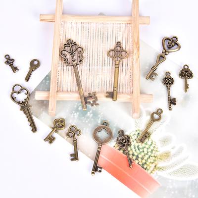 13 Stück/Set Vintage Metall Krone Schlüssel Anhänger Diy Handwerk Charme Legierung Schmuckherstellung