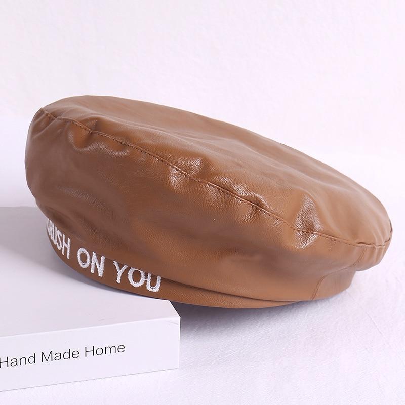Commodity PU Beret Women's Autumn Winter Newsboy British Vintage Street Painter's Hat Red Hat White Letter Berets