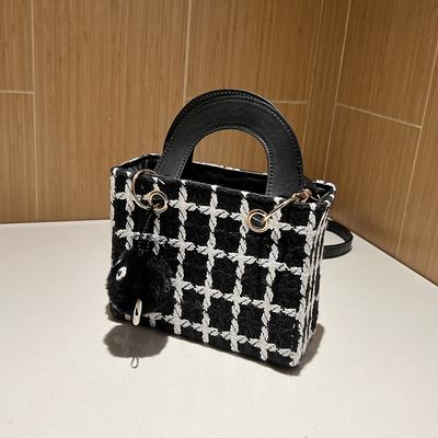 Internet Celebrity Fashion Woolen Plaid Handbag 2025 Autumn and Winter New Foreign Style Texture Universal Shoulder Crossbody Small Square Bag