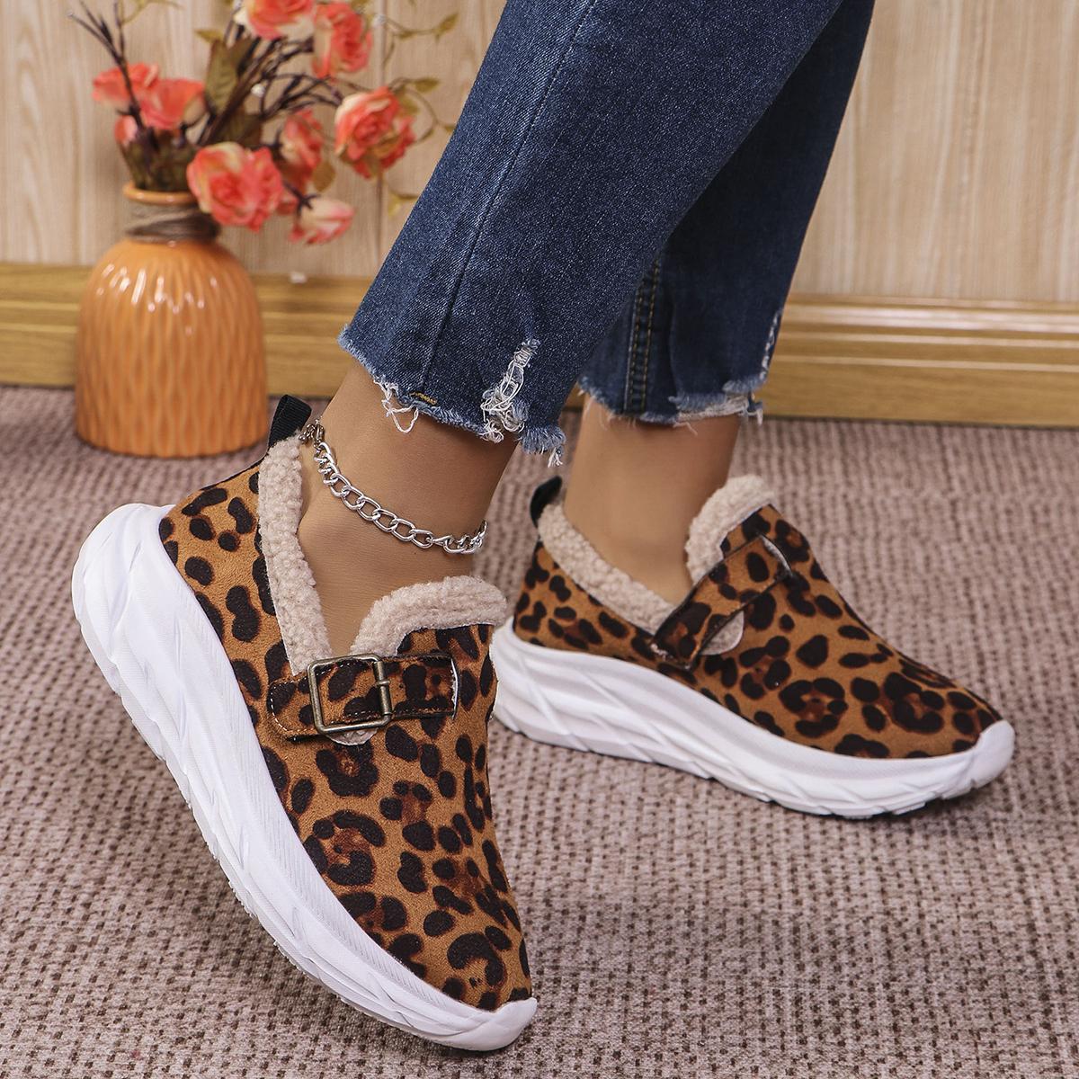 

Женские ботинки, новые зимние теплые плюшевые вулканизированные кроссовки, модные леопардовые туфли-лоферы, женские удобные плоские ботинки без застежек для женщин 36 коричневый