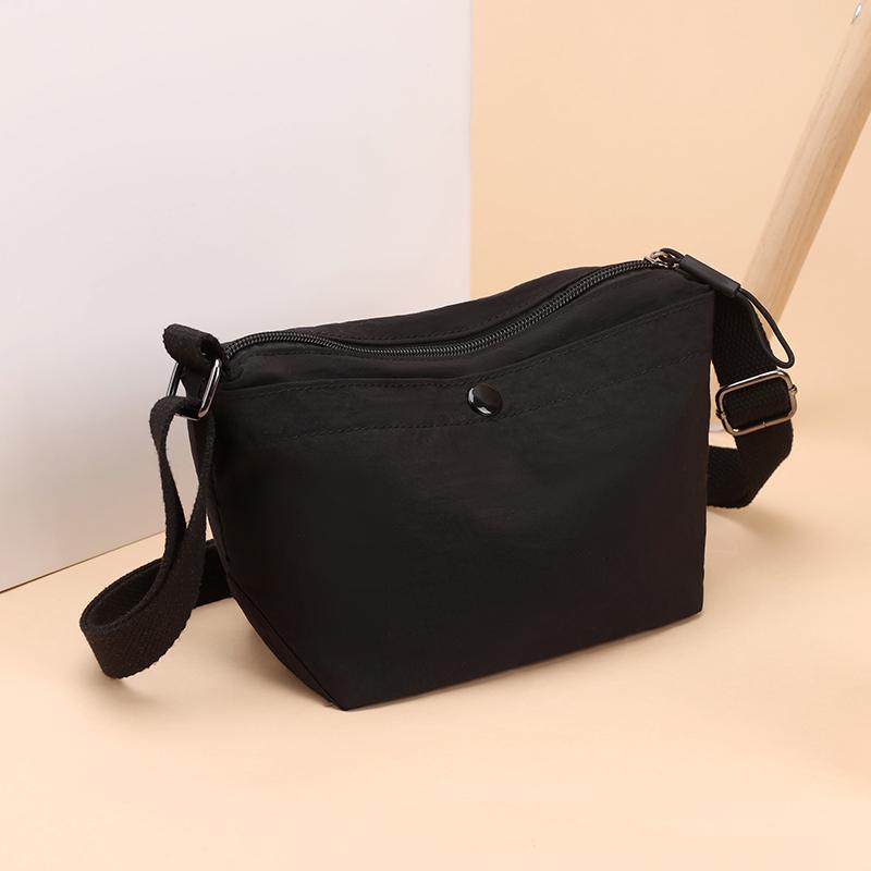 Women's Nylon Crossbody Bag Solid Color Large Capacity Shoulder Dumpling Bag