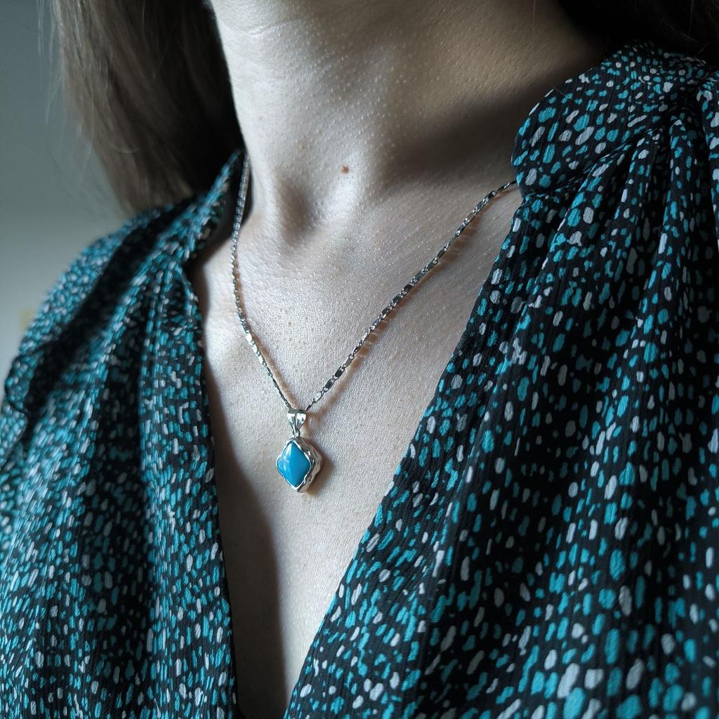 Silver Pendant with Turquoise (60002225)