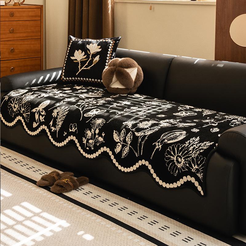 

Irregular Special-Shaped Sofa Cushion Universal Non-Slip Sofa Cushion For All Seasons French Retro Straight Row Three-Person Cover Cloth Towel 90*70cm