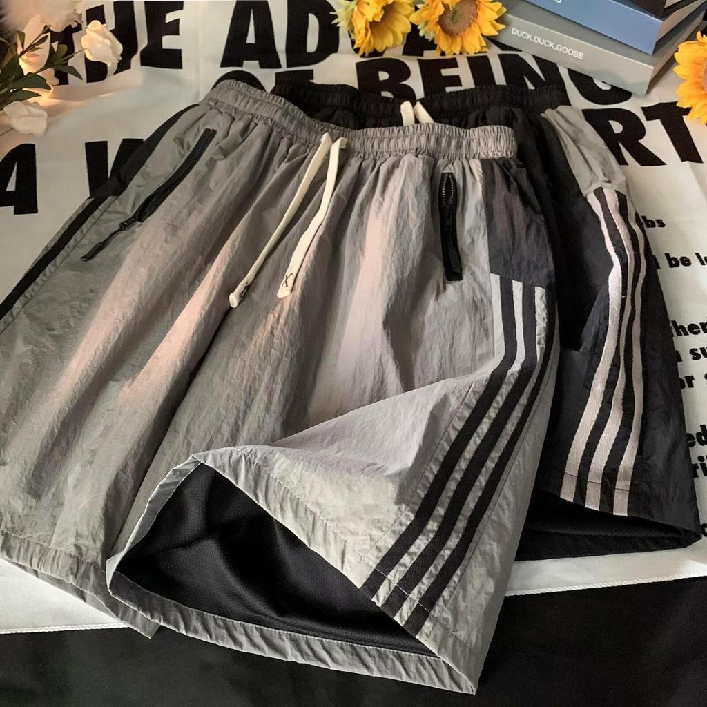 Pantaloni Scurți de Vară cu Dungi Retro Americani pentru Bărbați cu Uscare Rapidă - Design Trendy Casual Sportiv cu Cinci Puncte