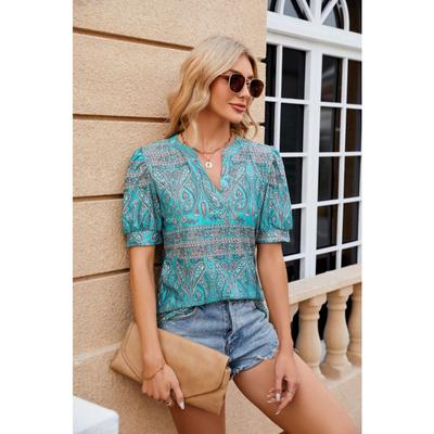 Letni damski T-shirt z dekoltem w serek, luźny, z krótkim rękawem, z nadrukiem