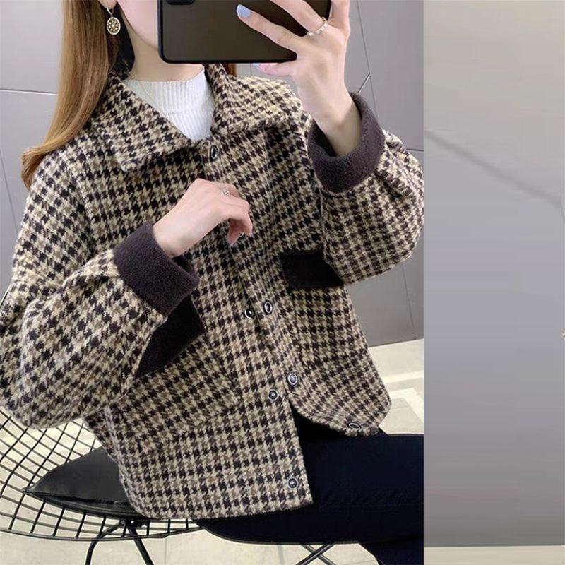 Women's Autumn 2025 Fleece-Lined Wool Jacket: Korean & British Style, Loose Fit, Slimming, Casual Blazer.