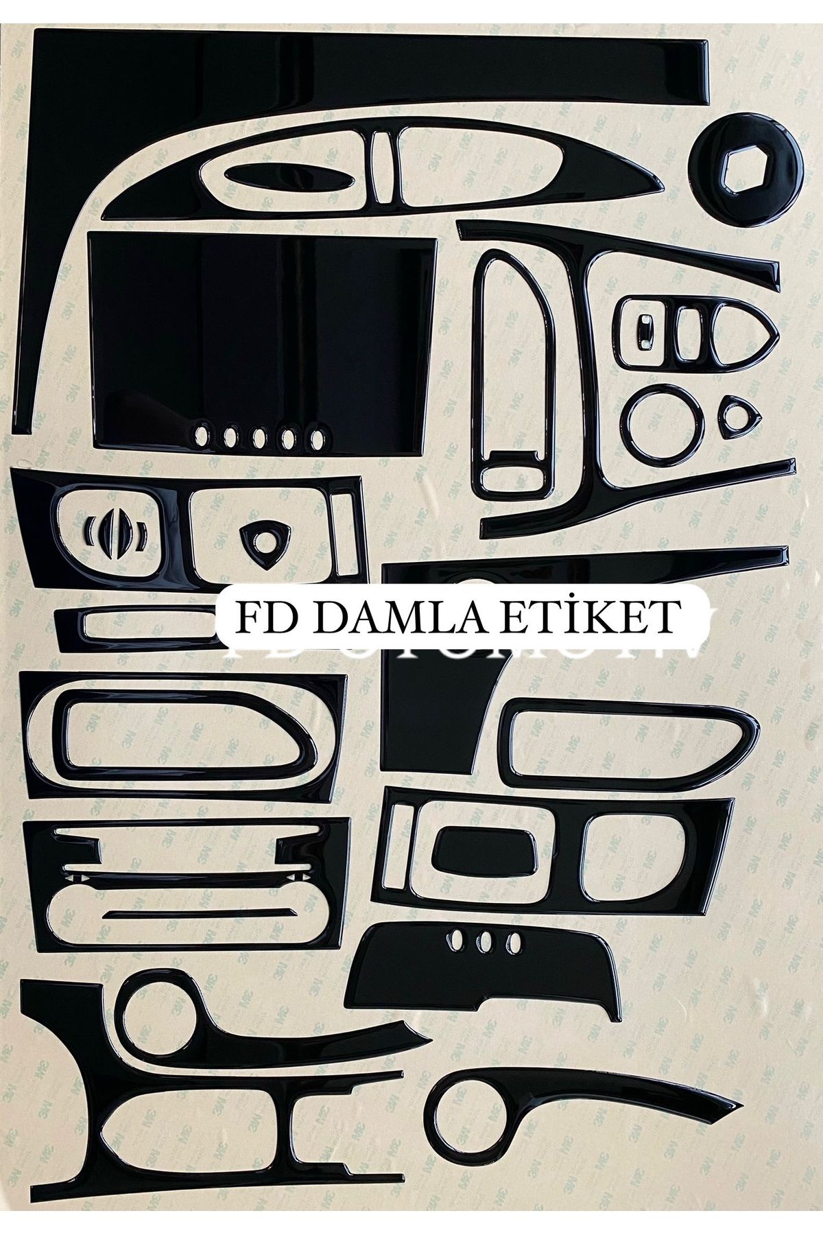 

Renault Laguna 2 Faz 1 Torpido, Konsol, Trim, Göğüs Kaplama Set PianoBlack Renk Özel Dizayn