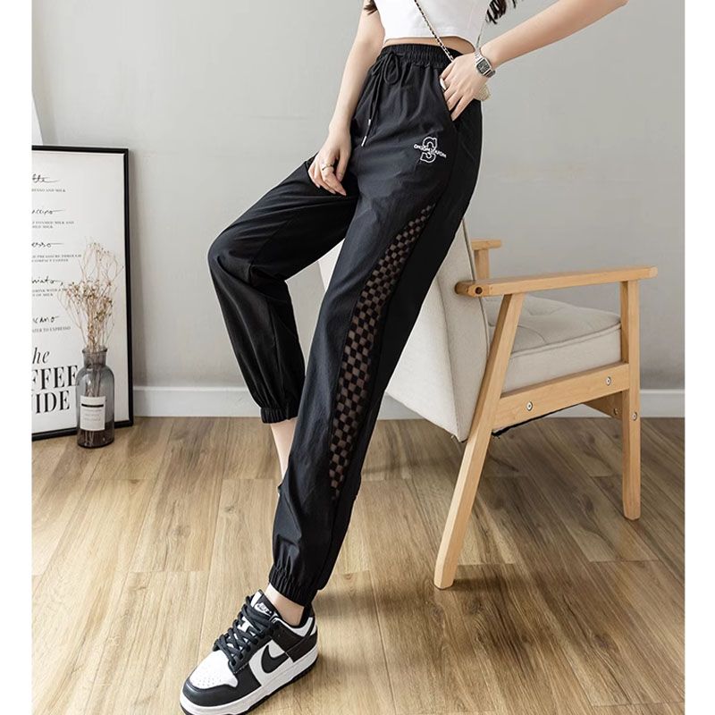 

Женские спортивные брюки из ледяного шелка, быстросохнущие, маленькие, летние, тонкие, свободные, зауженные, девятые, москитоотталкивающие, солнцезащитные, повседневные бриджи Black L