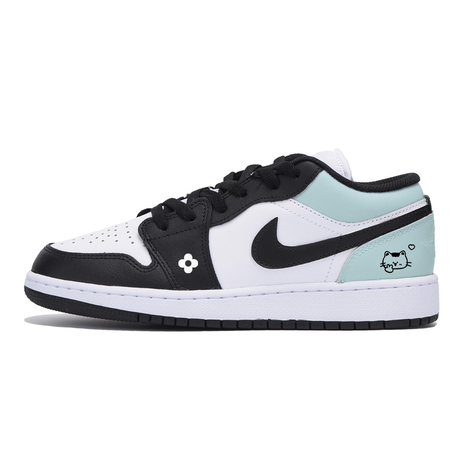 

Jordan Air Jordan 1 Slip Resistant Abrasion Resistant Low top Vintage Basketball Shoes Men s Black White Blue 553558-131(Team85-) 44