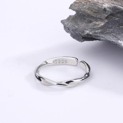 Exquisite Irregular Twisted Ring - Small, Versatile, Plain Band for Women