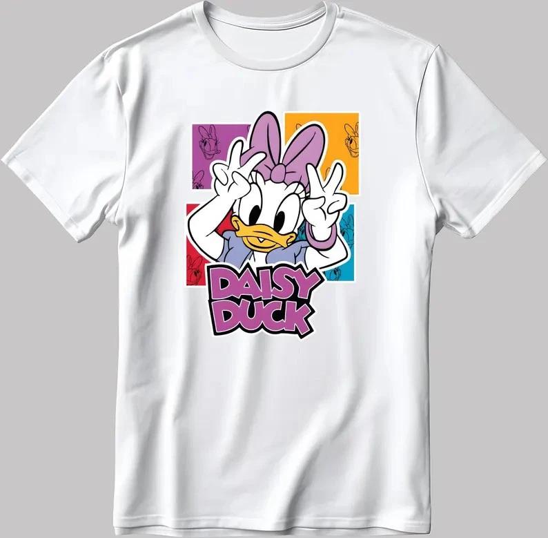 Cute Daisy Duck Pose White TShirt S