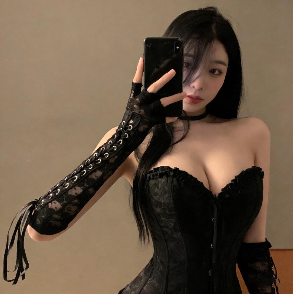 Women's Black Mesh Lace Bridal Gloves & Arm Sleeves - Elegant Evening Dress and Wedding Accessories