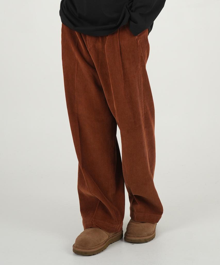 THE-ABON Corduroy Two-Pintuck Wide Pants Green