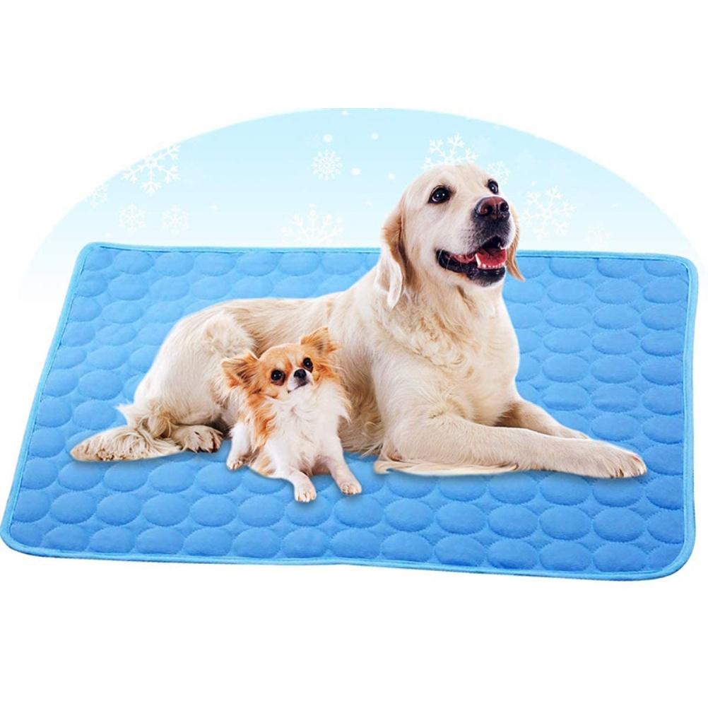Tapete Refrescante para Cães Seda Gelada Pad Refrescante para Pets para Clima Quente de Verão Pad Refrescante para Pets Ideal para Casa e Viagem