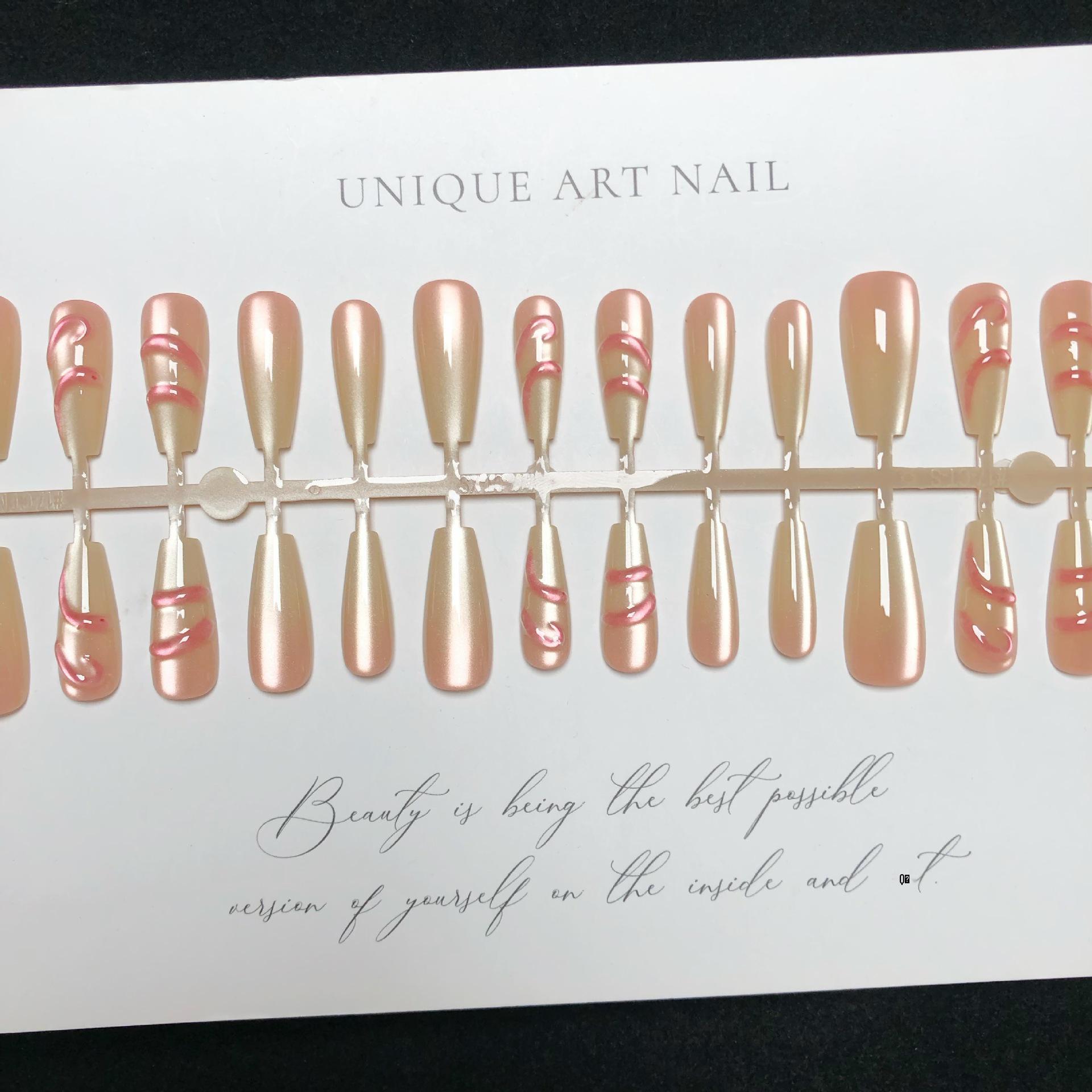 

Pink Snake Cat Eye 3D Nail Art: Exquisite, Removable, Year of the Snake Wearable Nails