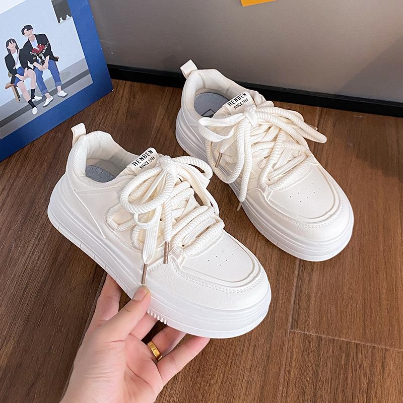 

Little white shoes women s shoes 2024 summer new casual versatile breathable thick baseplate shoes lightweight soft sole heightening sports shoes 35 бежевый