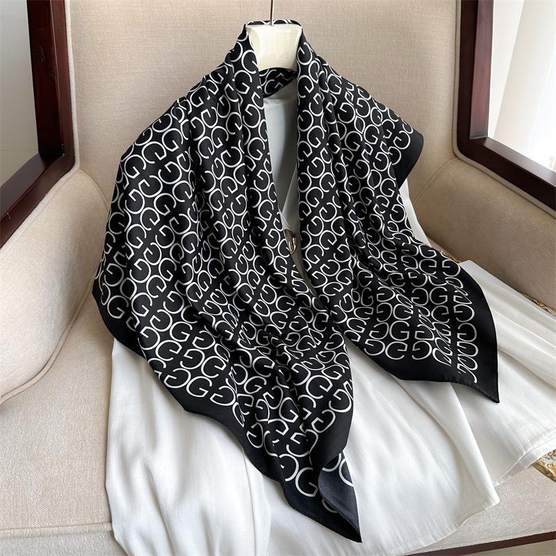 Fashion printed silk scarf twill silk high quality square scarf women's headscarf 91x91cm travel shawl autumn and winter scarf