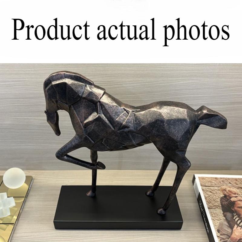 Horse Miniatures Geometric Aesthetic Sculpture Office Desktop Art Creative Figurines Bedroom Resin Animal Luxury Accessories