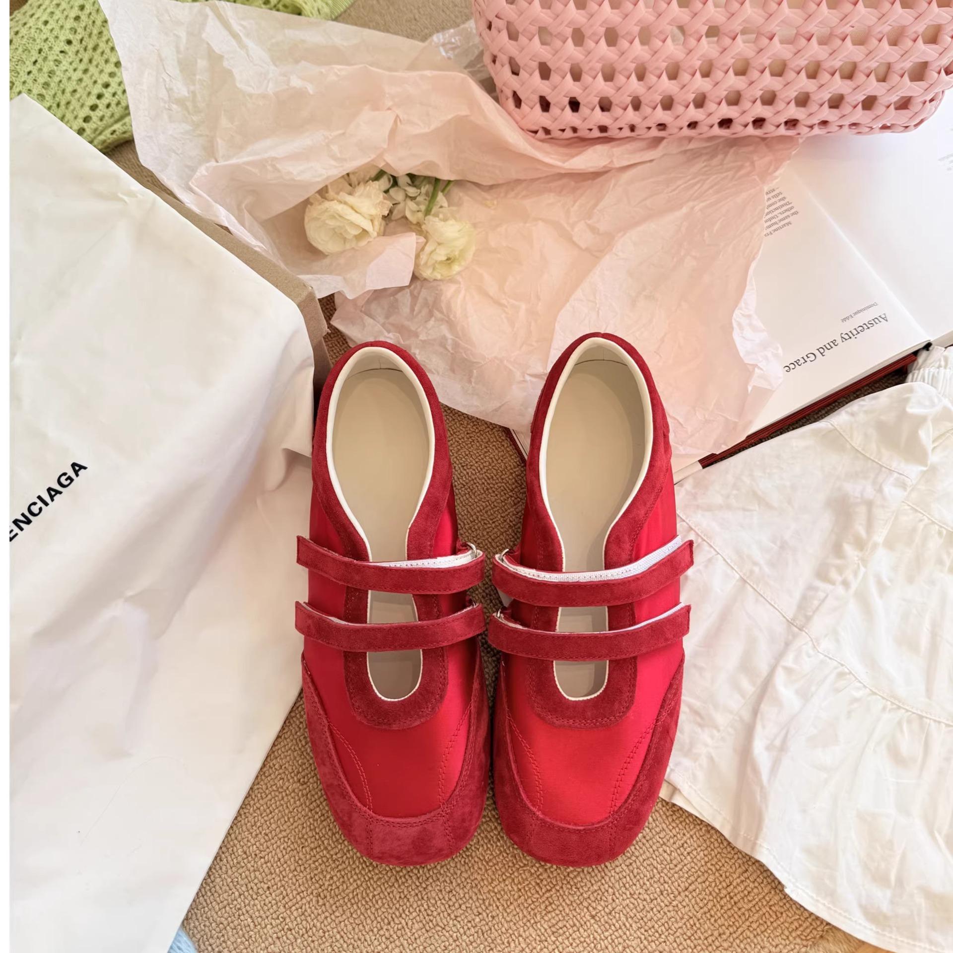 

Lan Cabinet 2025 New Versatile Ballet Shoes Round Head Velcro Spring and Summer Fashion Flat Casual Mary Jane Shoes 35 красный