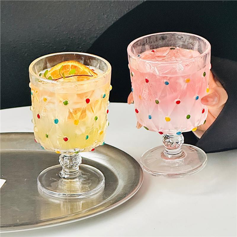 Europäische Retro Hohe Glasbecher auf Fuß, Bemalte Polka Dot Whiskeygläser, High-End Brandy Champagner Weingläser Barzubehör
