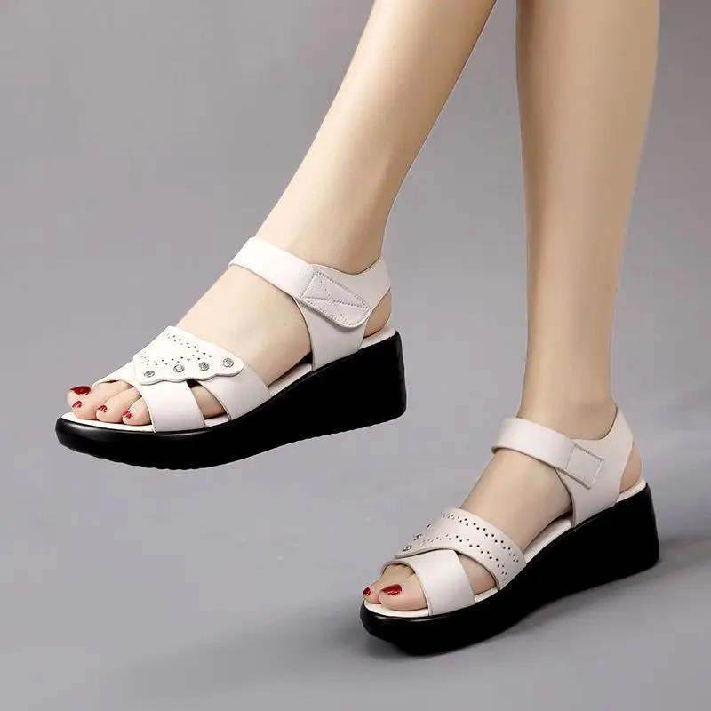 Fashion Wedges Heel Ladies Shoes Brown Leather No Summer 2024 Flat Rubber Footwear Sandals for Women Open Toe Outdoor Shoe Vip Sandal F