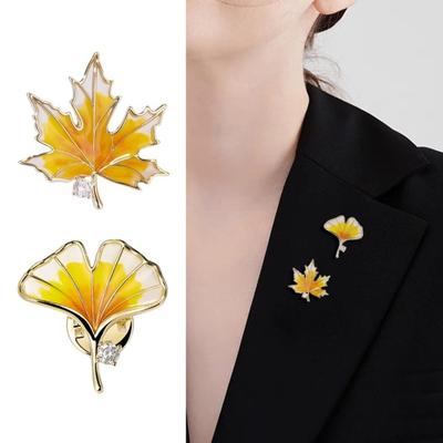 Γυναικεία καρφίτσα Sunflower Maple Leaf Leaf Apricot Realistic Electroplated Polished Exquisite Coat Party Party