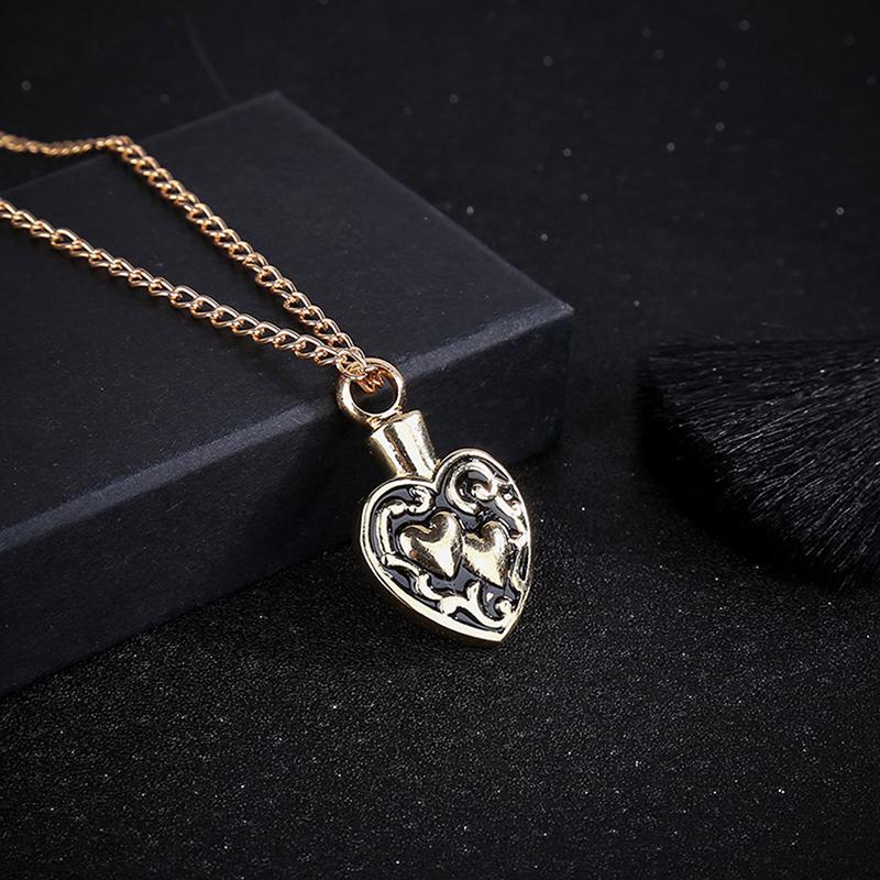 

Stainless Steel Heart Pendant Memory Necklace onesize