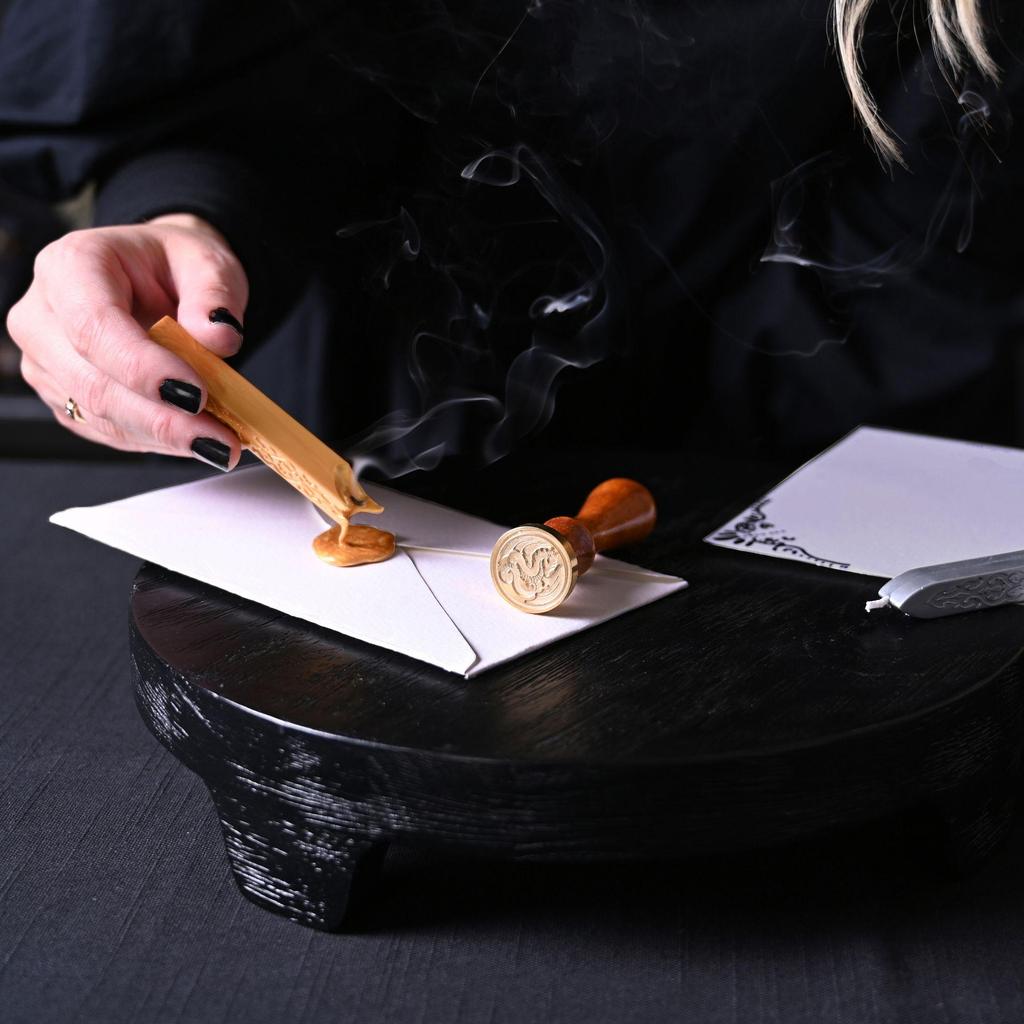 The Seasonal Gift Co. Dragon Wax Gift Set