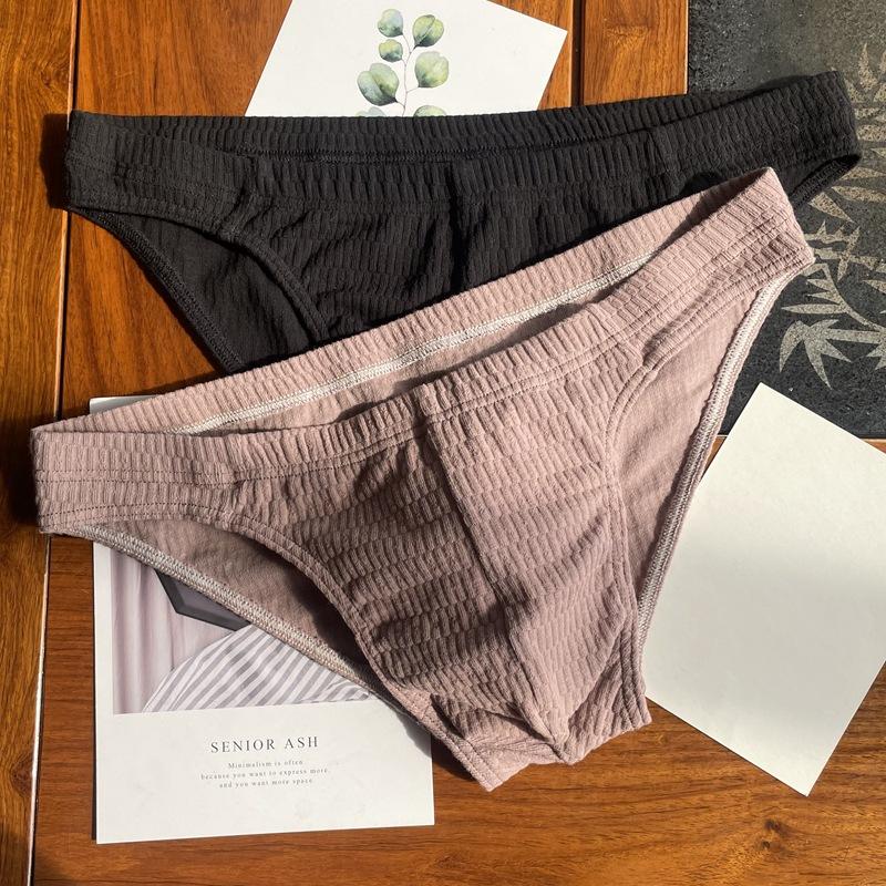 Men's Pure Cotton Breathable Triangle Underwear Men's Solid Color Simple and Sexy Underwear