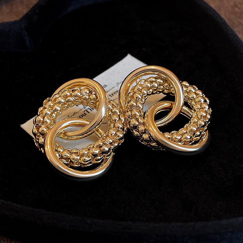 European and American super flash diamond-encrusted flower digital fringed stud earrings cold wind earrings exaggerated earrings