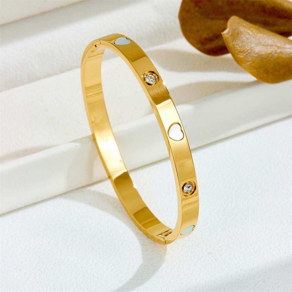 2026 Fashion Bracelet, High-end Temperament Elegant Jewelry Light Luxury Niche Design Love Bracelet