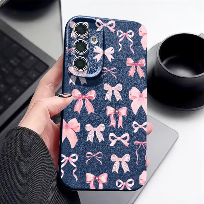 Stoßfeste schlanke Handyhülle mit rosa Schleifendruck für Samsung S25 S24 FE S23 Ultra S22 A56 A36 A16 A55 A26 A35 Ledertextur TPU Weiche matte Bumperabdeckung