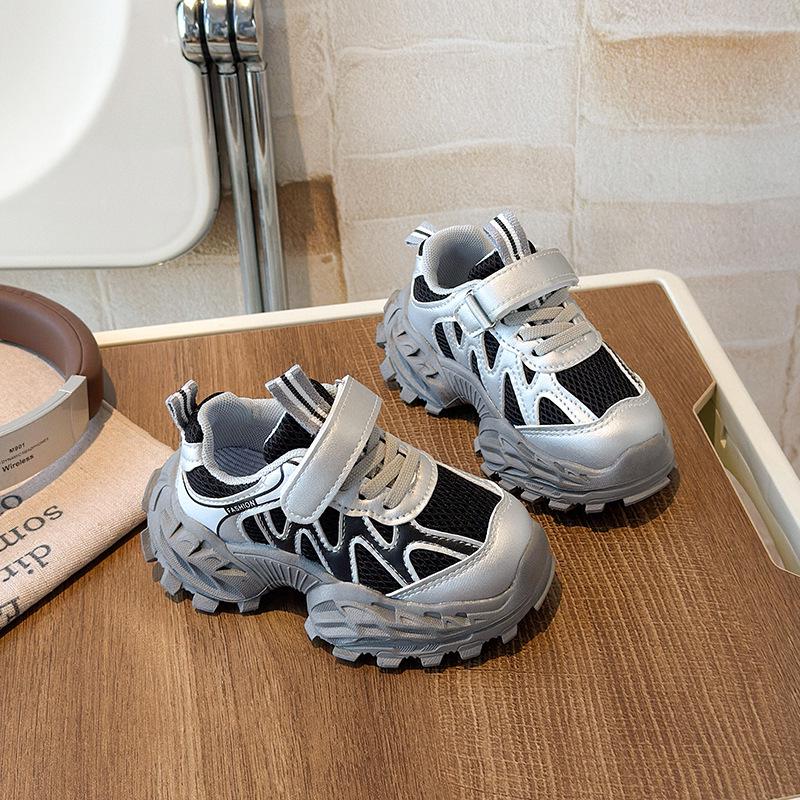 Kids' 2026 Spring Breathable Mesh Running Shoes - Trendy Sports Sneakers for Middle School Students