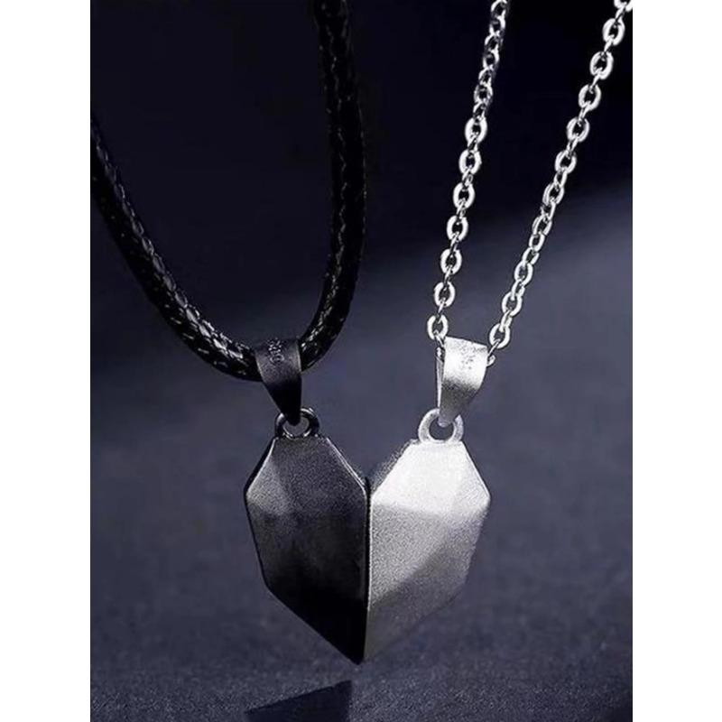 Couple Pendant, Wishing Stone Magnet Necklace Set, Black and White Peach Heart Three-stone Necklace.