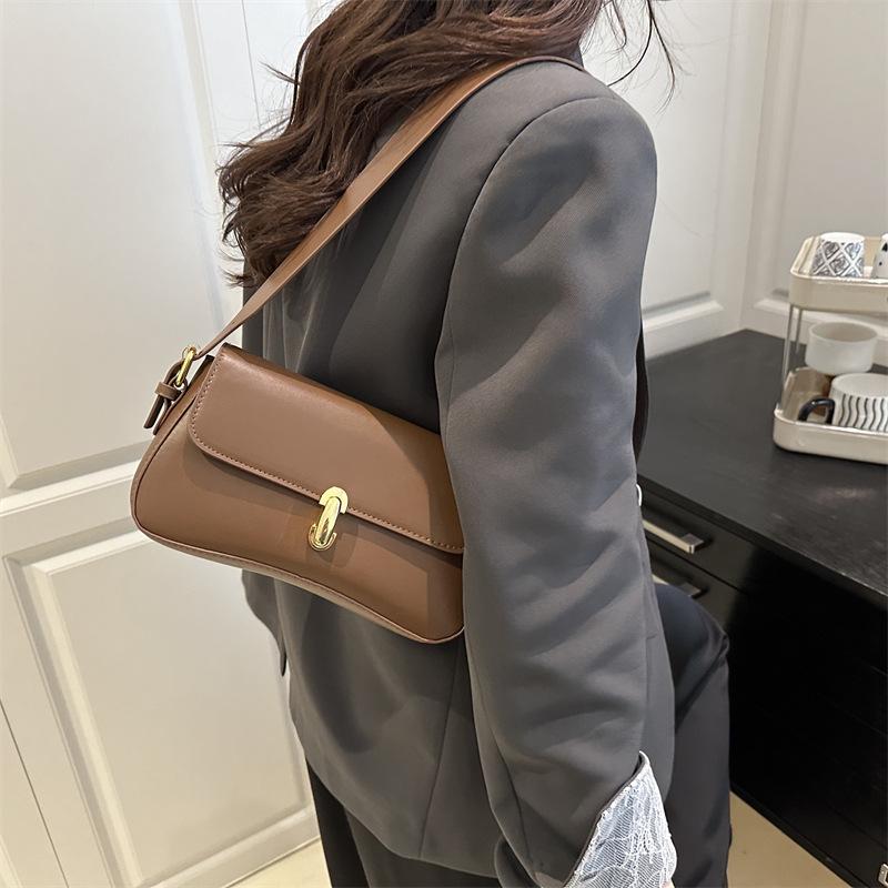 Personality Trend 2025 New Lock Fashion Retro Underarm One Shoulder Portable Underarm Women's Small Square Bag