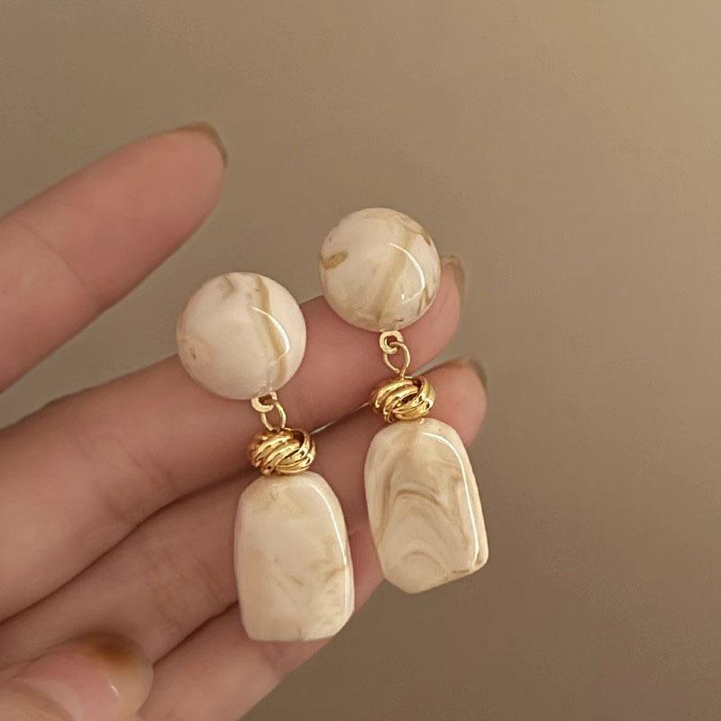 French Retro Cream Almond And Sunset Orange Acrylic Long Pendant For Women's Party Jewelry Earrings