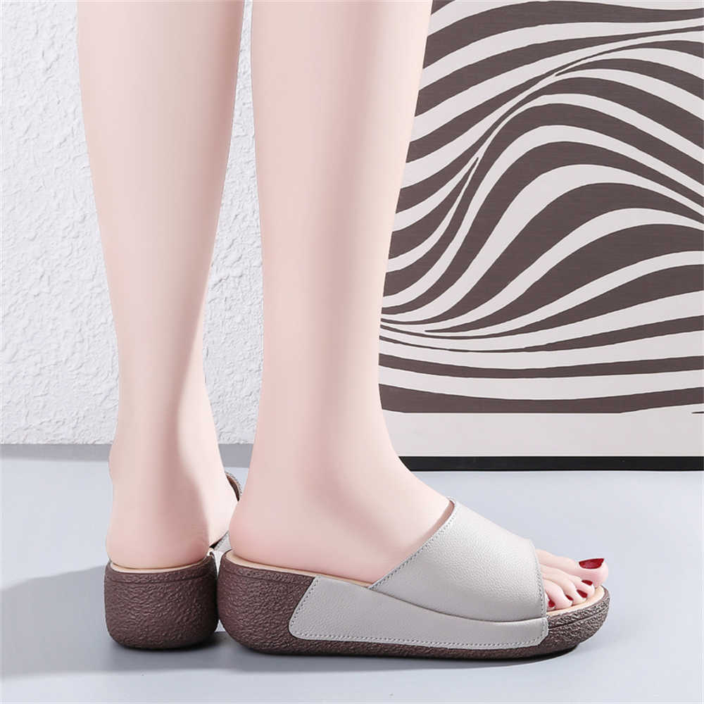 Fashion Cow Leather Extra Large Sizes Woman's Blue Shose Low Heel Sandal Shoes Beach Flip Flop Sneakers Sport Novelty Bity Sapato