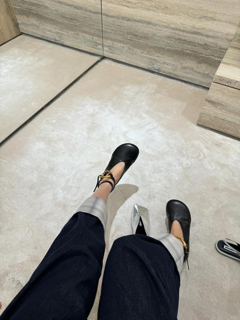 Ballet Shoes 2025 Spring and Summer New Retro Metal Buckle Anklet Big Head Shallow Mouth Single Shoes Women's Flat Mary Jane Shoes