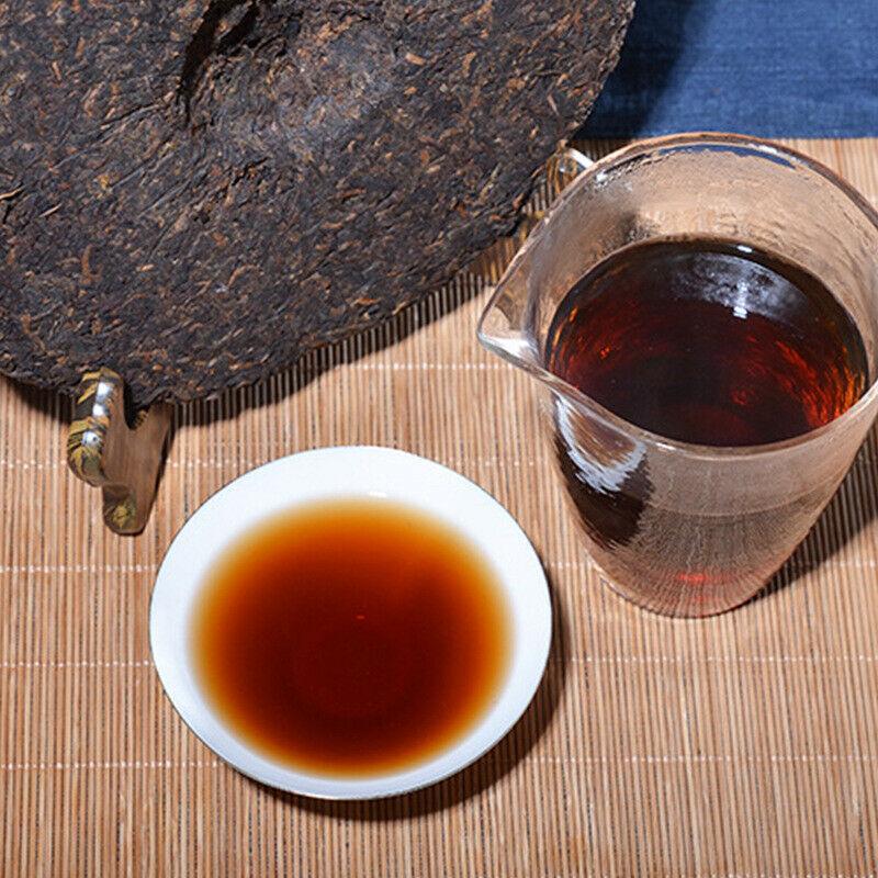 2002 Jahr Yunnan Bulang Mt. Gong Ting Pu-erh Golden Buds Pu'er Puer Tee reif 357g