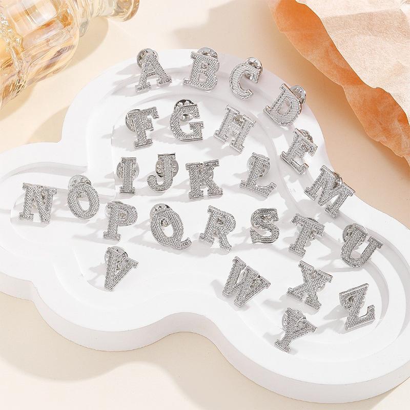 A-Z Letter Initial Lapel Pin Brooches Vintage Coat Suit Shirt Badge Party Office Brooch Pins Gifts For Men And Women Accessories